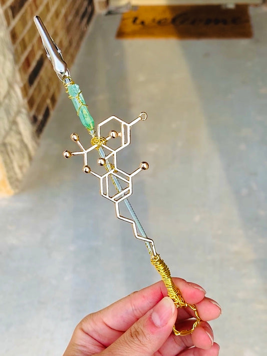 T-H-C Molecule Aura Crystal Joint Holder/Roach Clip - Ethereal Haze